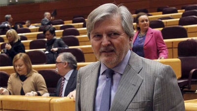 Méndez de Vigo anuncia una bajada de las tasas de los grados universitarios