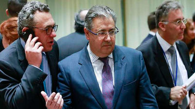 Tráfico niega que su director haya recibido "a dedo" un piso de la Guardia Civil