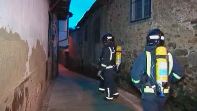 Mueren una mujer y su hijo en Asturias por la mala combustión de una cocina de carbón