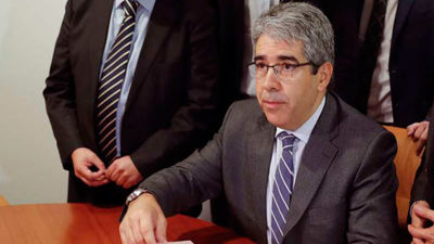 Homs recibe formalmente en el Congreso su condena de inhabilitación