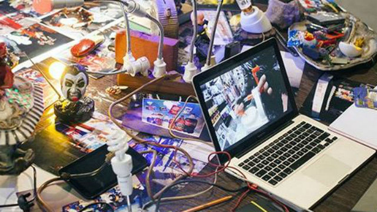 La Nave 16 de Matadero acoge la exposición 'Darlo todo'