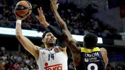 61-56. El Real Madrid suda para derrocar al Fenerbahce