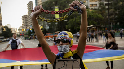 El Tribunal Supremo de Venezuela renuncia a asumir las funciones del Parlamento