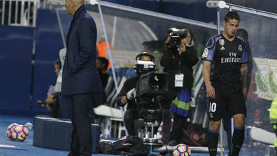 A James se le agota la paciencia con Zidane