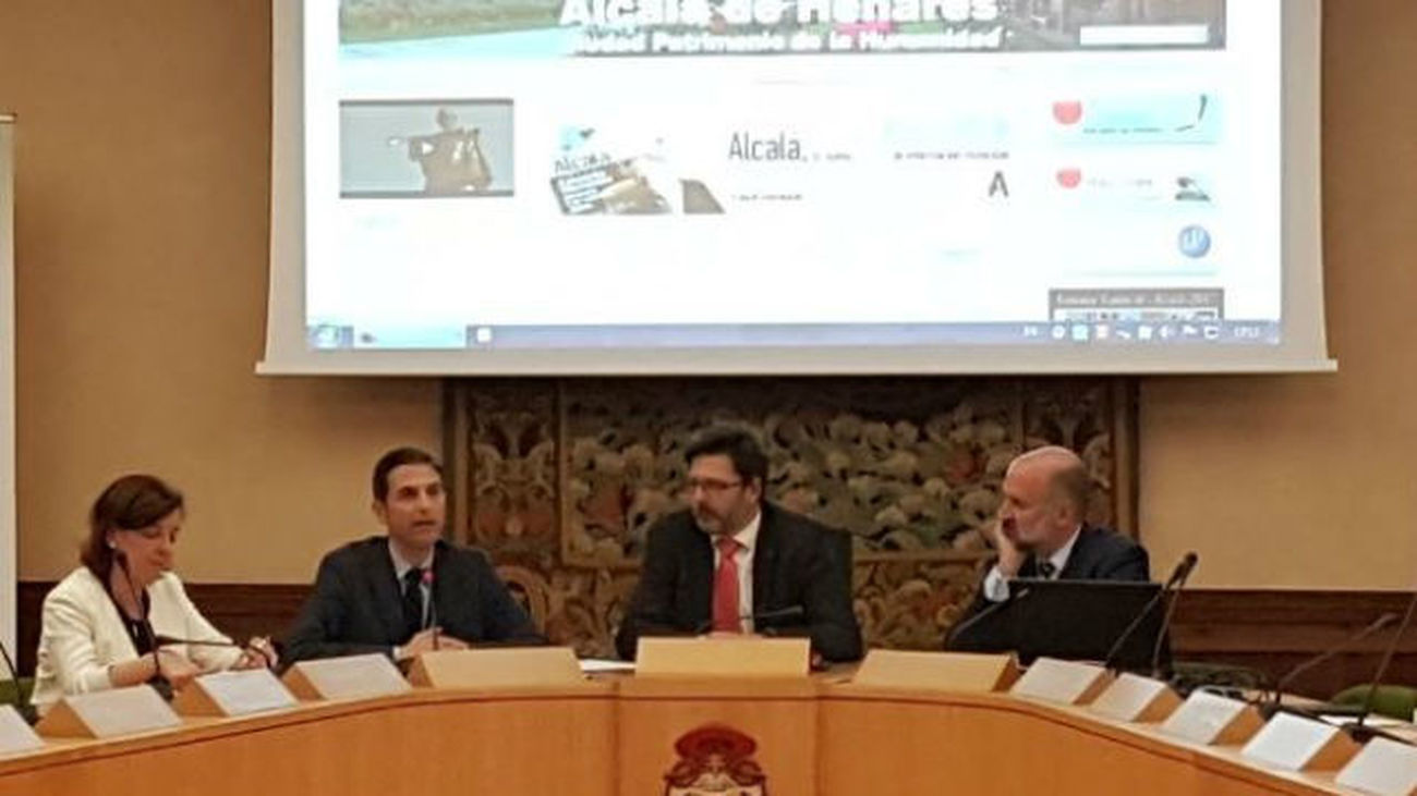 Alcalá acoge la firma del 'Decálogo de las ciudades cervantinas'