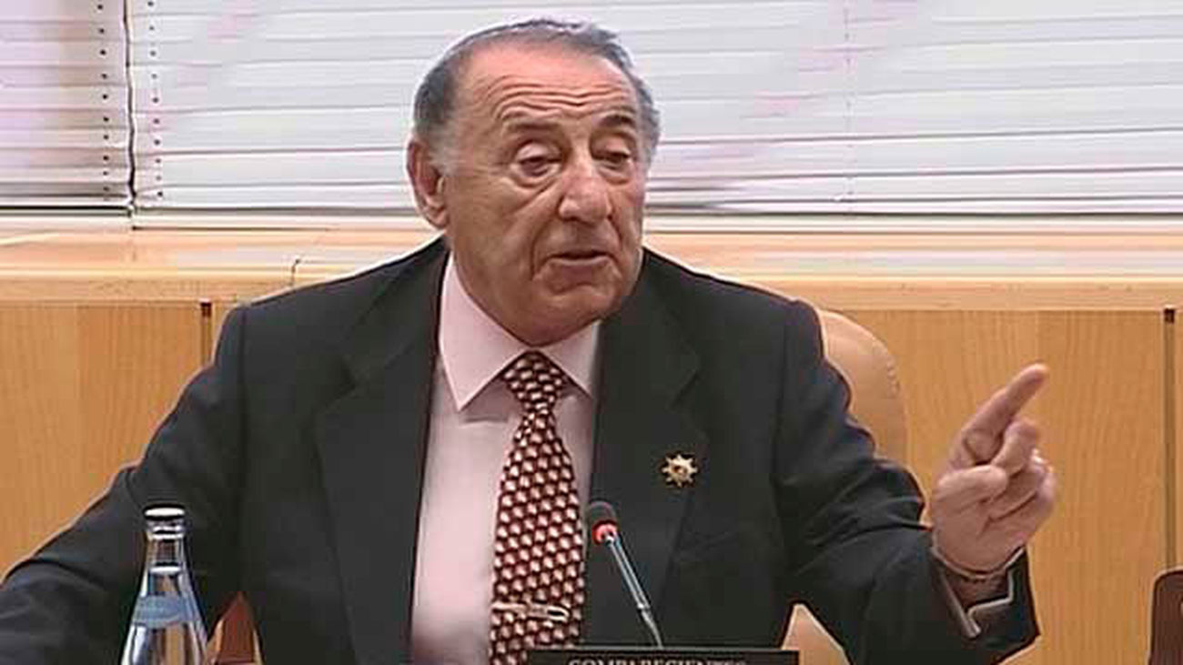 Santos  Campano dice que falsificaron su firma en los convenios de formación