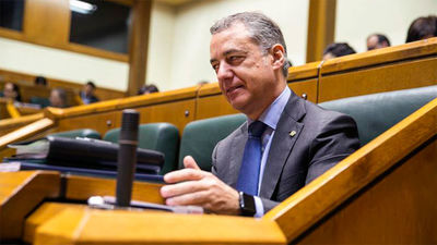 El Parlamento Vasco aprueba los presupuestos gracias a la abstención del PP