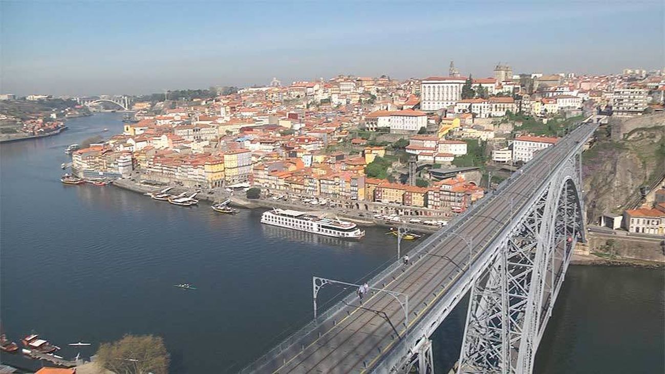 Oporto, donde la nostalgia se vuelve majestuosa