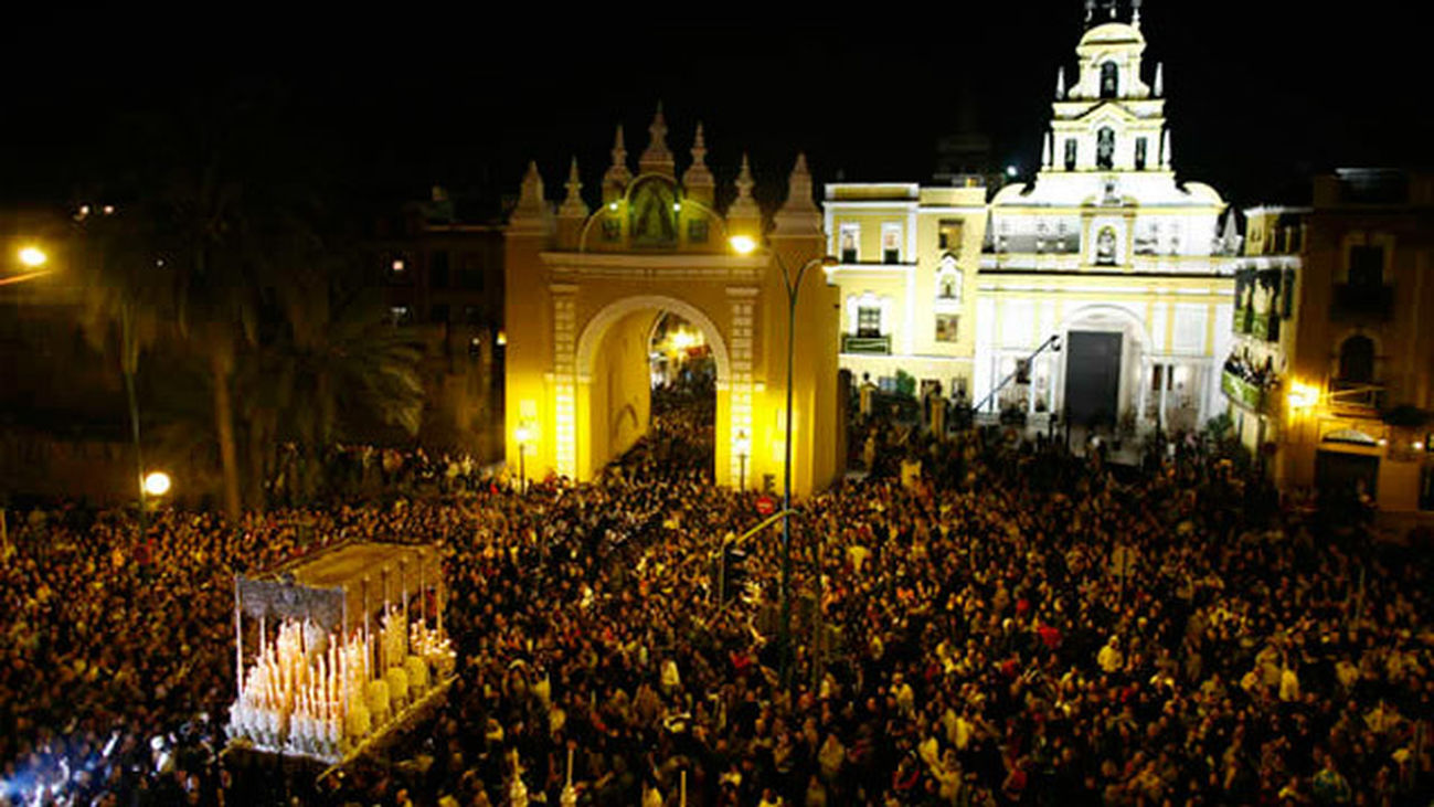 Telemadrid ofrece 'La Madrugá' de Sevilla, tras un acuerdo con Canal Sur