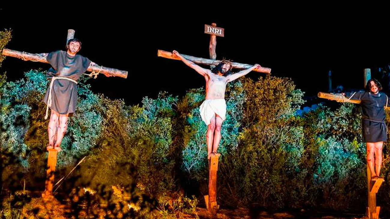 Más de 200 vecinos participan en La Pasión de Chinchón