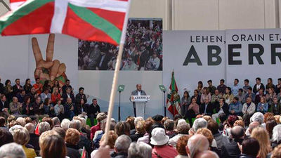 El PNV reclama una relación bilateral de la nación vasca con el Estado
