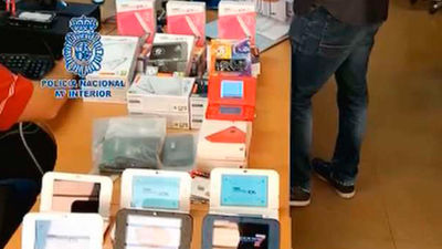 Detenido por vender más de 200 consolas cargadas con juegos pirateados