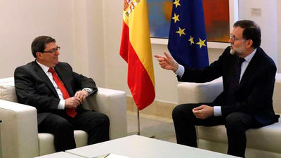 El Rey y Rajoy visitarán Cuba "lo antes posible" por primera vez