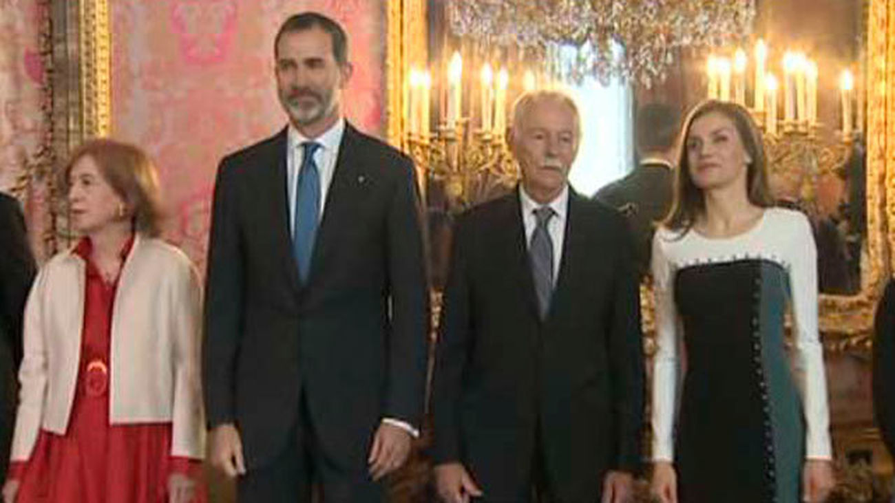 El Rey defiende el idioma español y la literatura en castellano