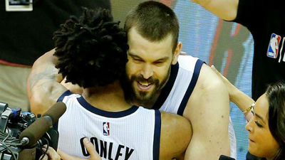 Canasta ganadora de Marc Gasol que empata el playoffs a los Spurs (2-2)