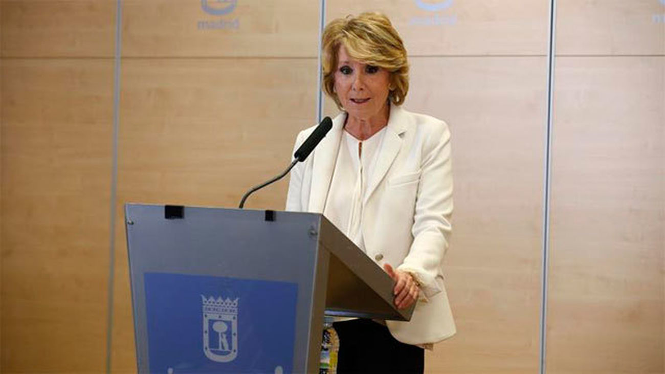 Esperanza Aguirre presenta su dimisión en el Ayuntamiento