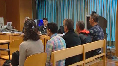 Piden penas de hasta 19 años de cárcel para una banda que atracaba bancos a punta de pistola