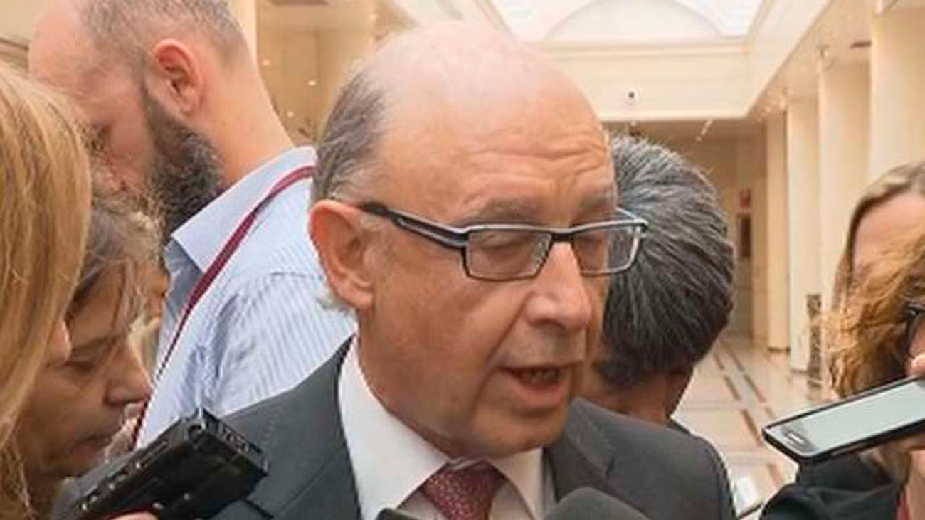 Anticorrupción se querella contra el despacho fundado por Montoro en 2006