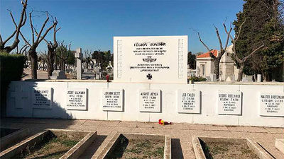 Un minuto de silencio bajo el Árbol de Gernika 80 años después de su bombardeo