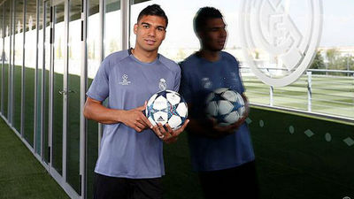 La tentación de jugar en el Manchester United llama a la puerta de Casemiro