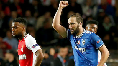 0-2. Higuaín allana el camino a Cardiff del Juventus