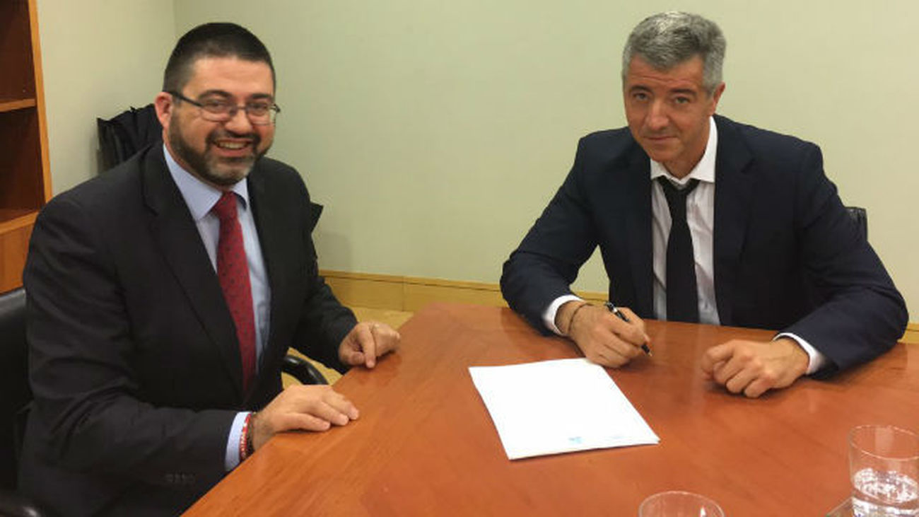 El Atlético firma la escritura de propiedad del Wanda Metropolitano