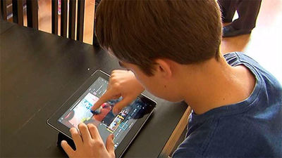 Piden un compromiso de toda la sociedad para combatir la "tecnoadicción"