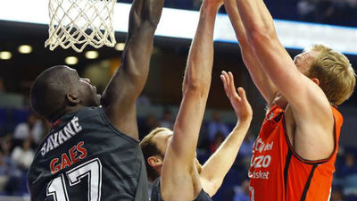 68-87. Estudiantes se despide de su afición cayendo ante Valencia