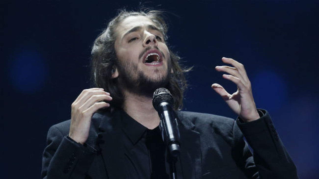 Salvador Sobral: ‘Amar pelos dois’, de Portugal, canción ganadora de Eurovisión 2017