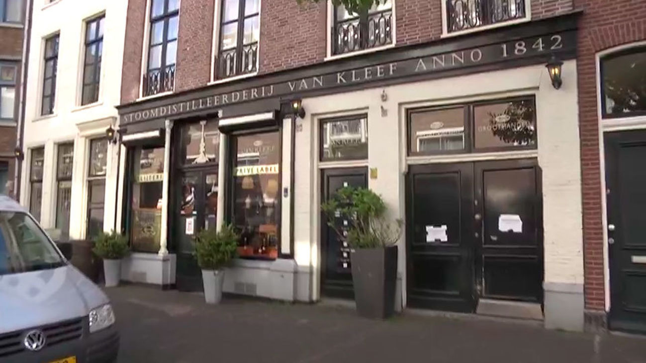 Van Kleef , la licorería más antigua de La Haya