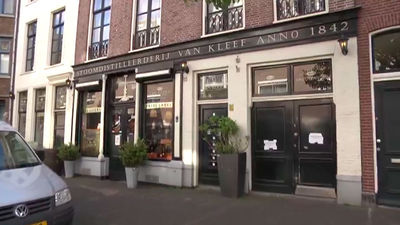 Van Kleef , la licorería más antigua de La Haya