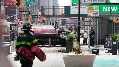 Nueva York: Un muerto y 22 heridos arrollados por un vehículo en Times Square