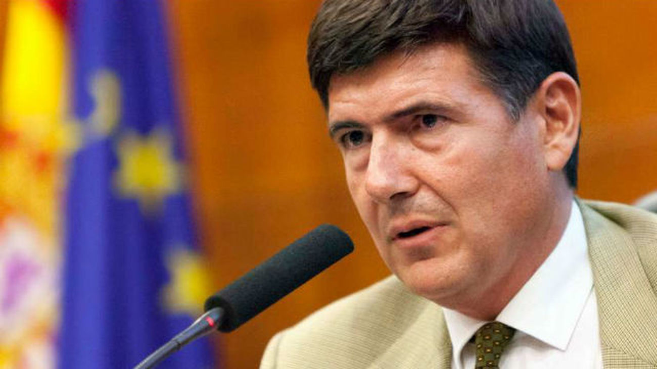 Pimentel niega haber cobrado comisiones y amenaza con querellarse contra la UDEF