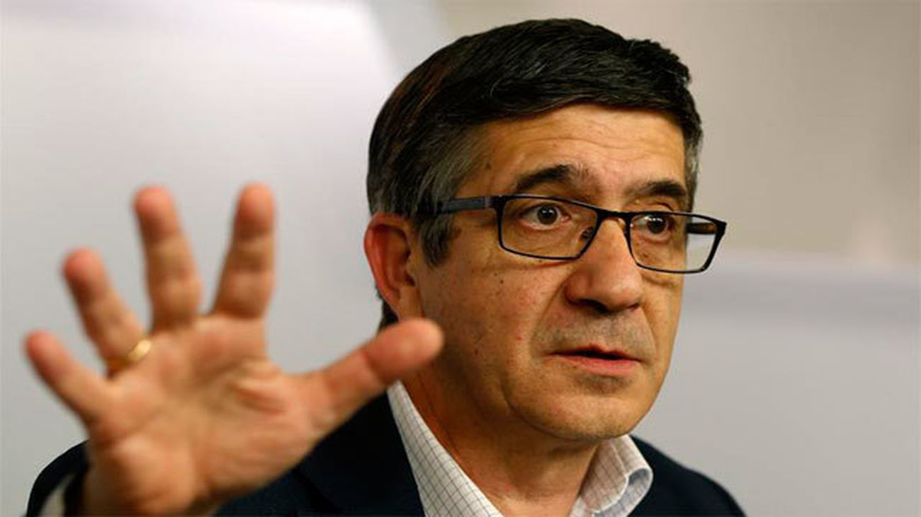 Patxi López llama a trabajar todos juntos con Sánchez a la cabeza