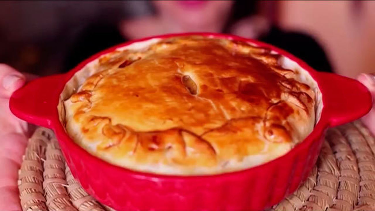 Arriba 44+ imagen pastel de carne australiano receta Abzlocal.mx