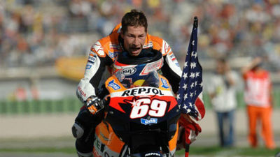 Fallece Nicky Hayden días después de ser atropellado