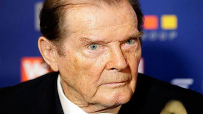 Muere Roger Moore  a causa de un cáncer