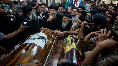 Egipto eleva a 29 los muertos en atentado contra autobús de cristianos coptos