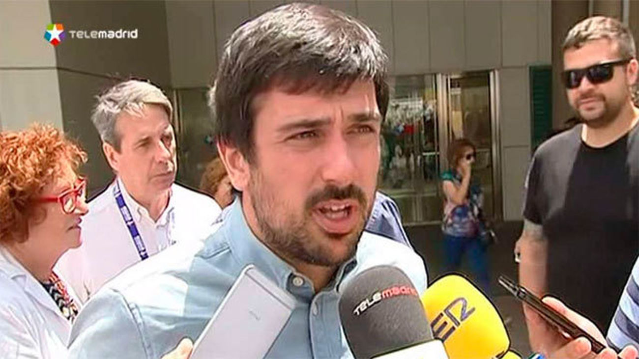 Espinar denuncia un "plan sistemático" para implantar la sanidad privada