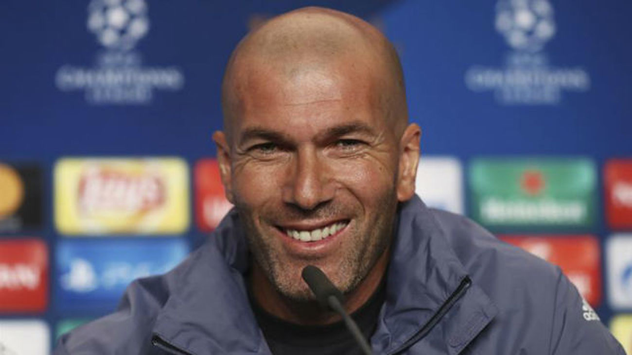 Zidane: "El Real Madrid vive siempre con la presión de ser favorito"