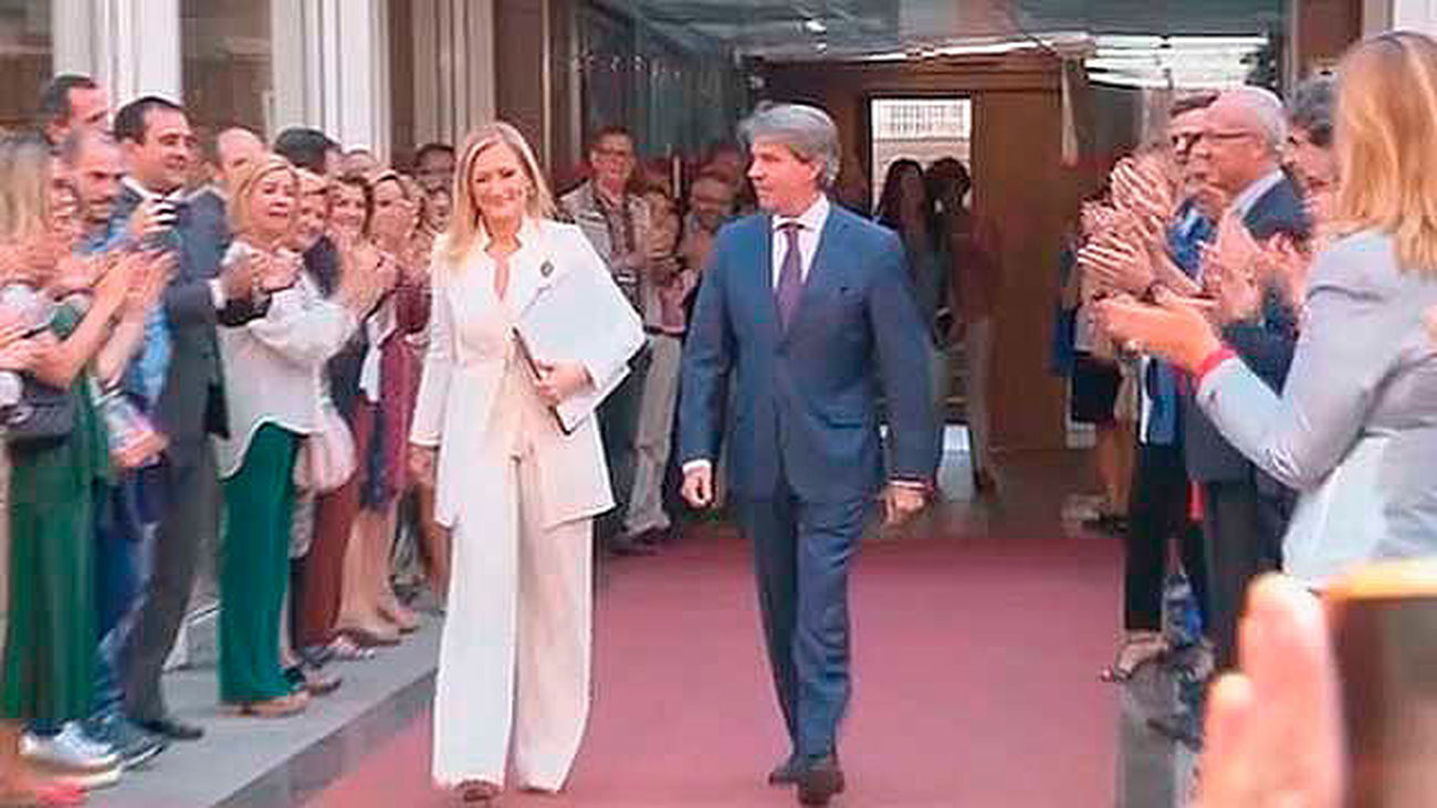 Cifuentes denuncia que han querido manchar su trayectoria pero no lo han logrado