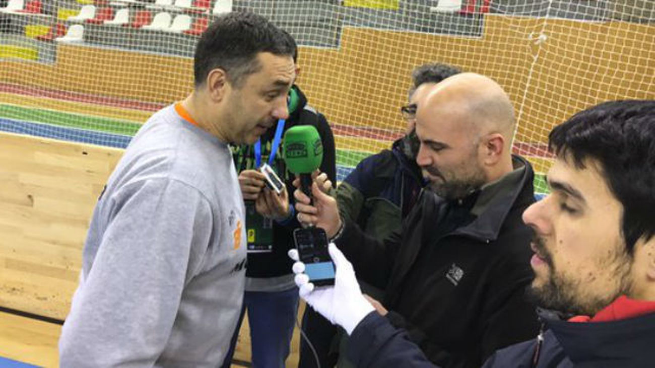 Cuspinera abandona el banquillo del Fuenlabrada