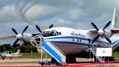 Un avión militar con 104 personas se estrella en el este de Birmania