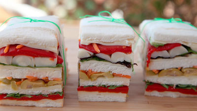 Versión refrescante del sándwich vegetal