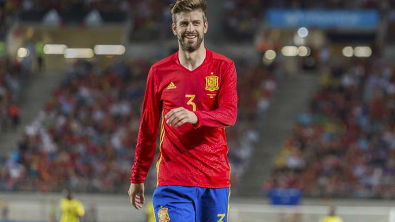 Piqué: "¿Por qué le dais tanta bola a los pitos? Es noticia porque queréis vosotros"