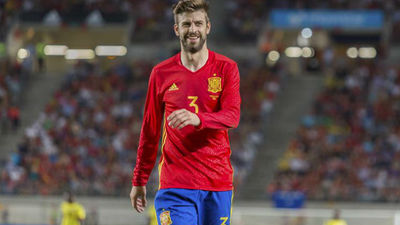 Piqué: "¿Por qué le dais tanta bola a los pitos? Es noticia porque queréis vosotros"