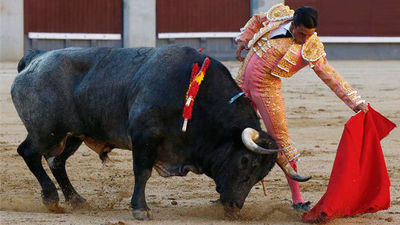 27ª de la feria: Los toros de Rehuelga ofrecen una buena tarde