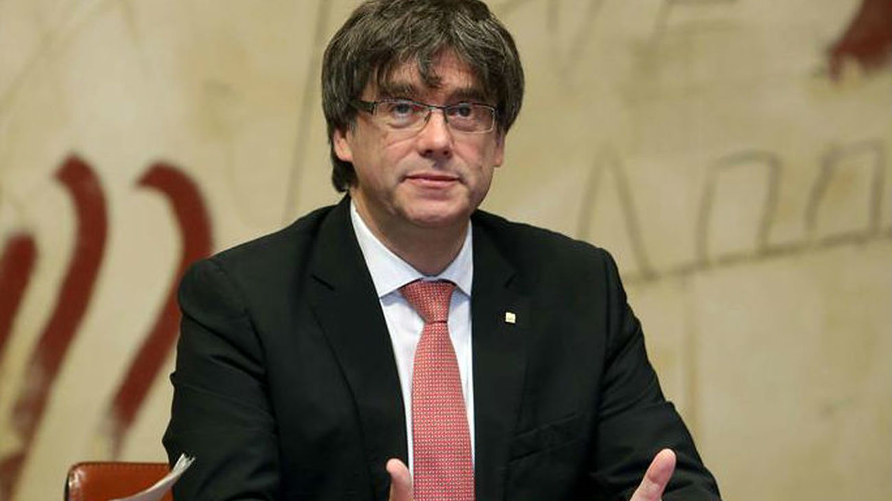 Puigdemont sólo convocará inmediatamente elecciones si vence el 'no' en el referéndum