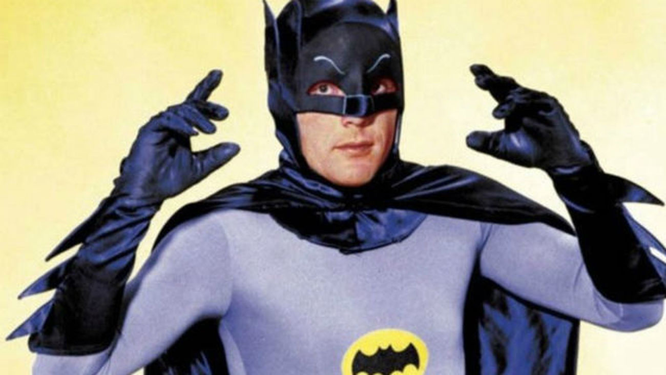 Muere a los 88 años Adam West, el "Batman" televisivo