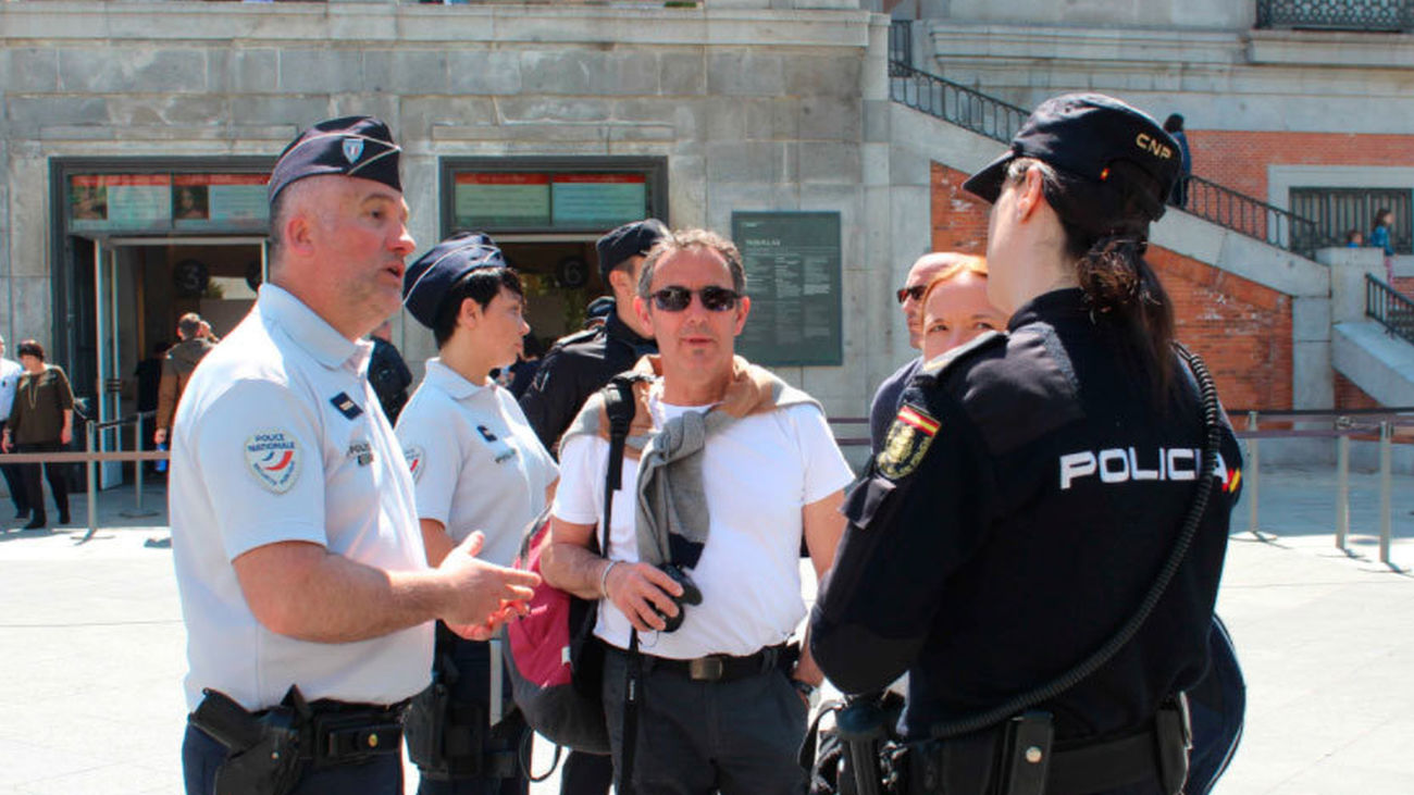 Interior refuerza la seguridad turística con 2.639 agentes, el doble que el año pasado